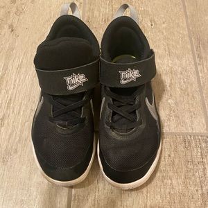 Kids shoes